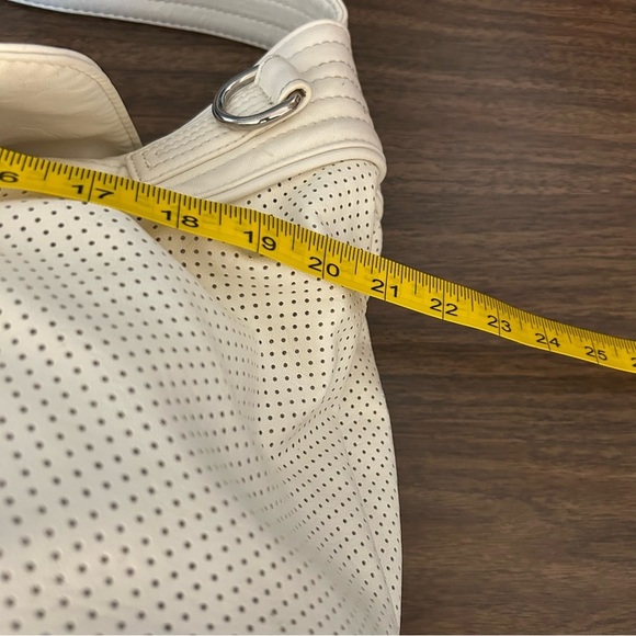 Matt & Nat faux leather Elegant Cream Women's Bag - Picture 4 of 12